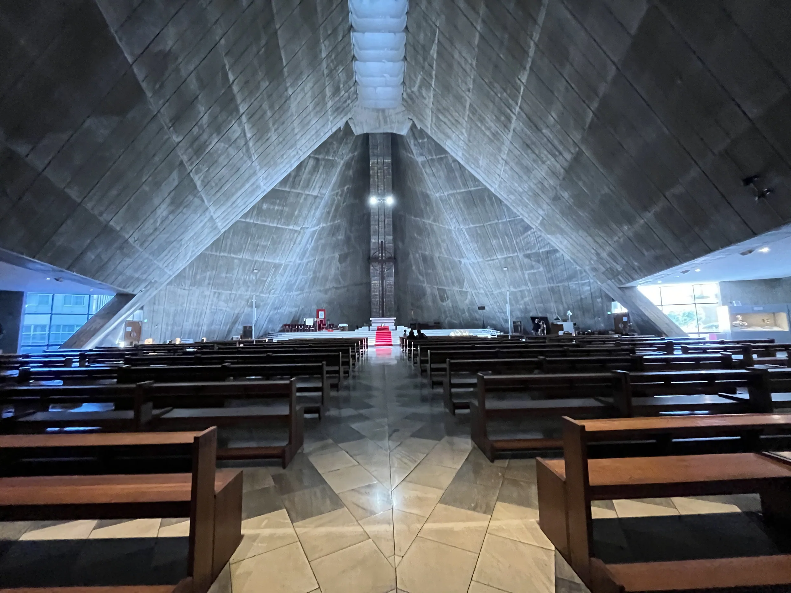 2019: St Mary's Cathedral, the nave