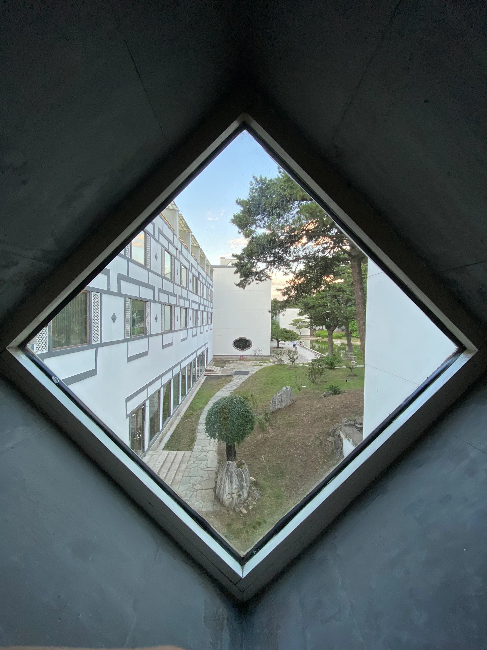 2020: A diamond window