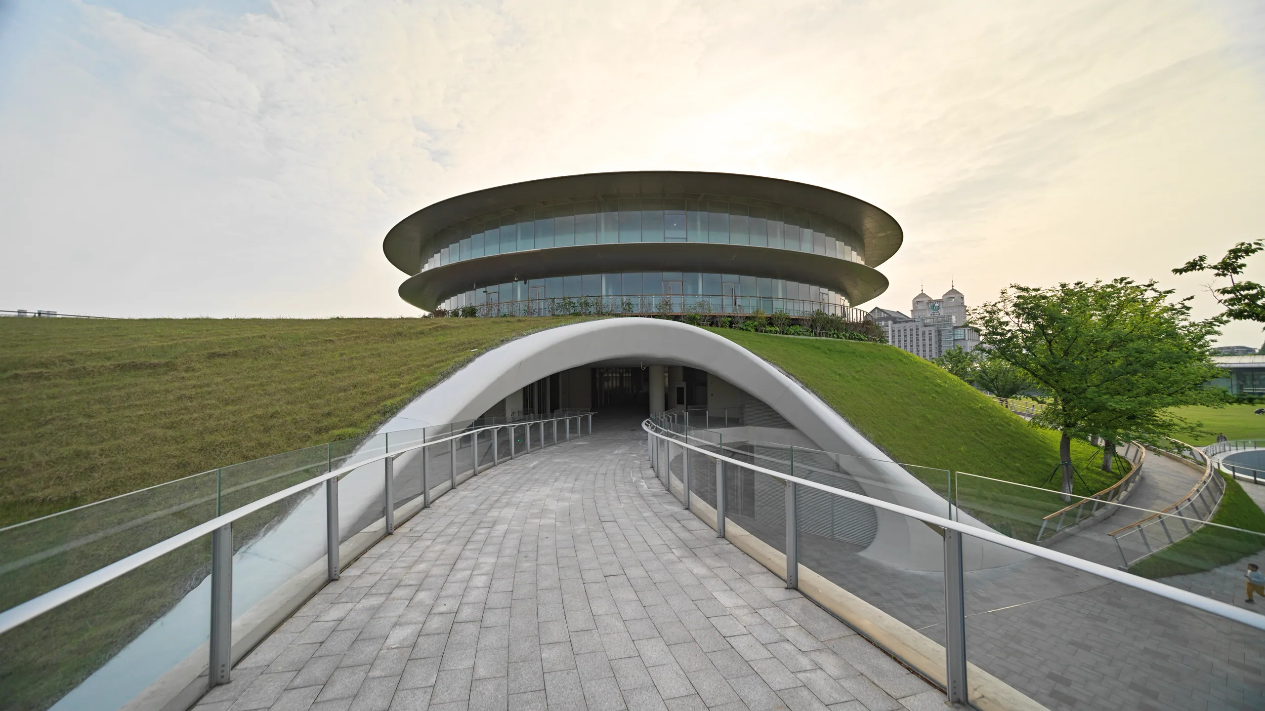 China: Buildings: The station building on its green roof