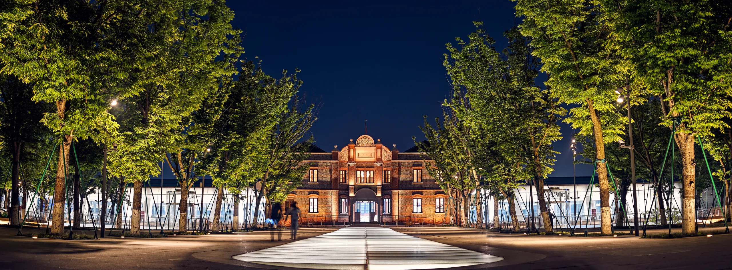 China: Buildings: The old Jiaxing station, at night