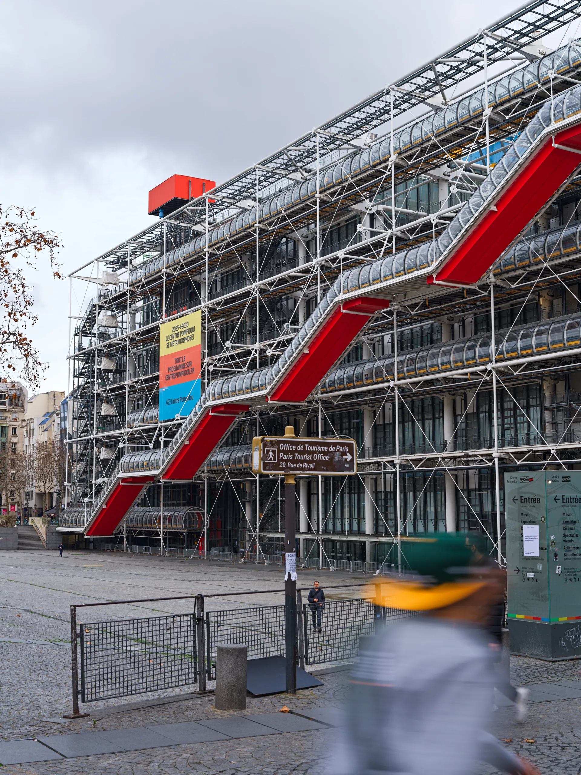 Paris: Centre Pompidou